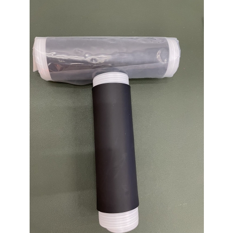 Glue-containing heat shrinkable sleeve for military industry